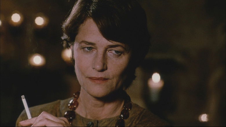 кадр из фильма Бассейн