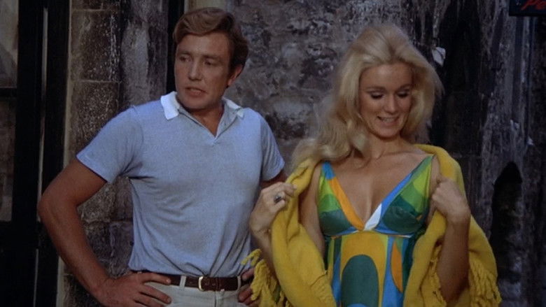 кадр из фильма The Picasso Summer