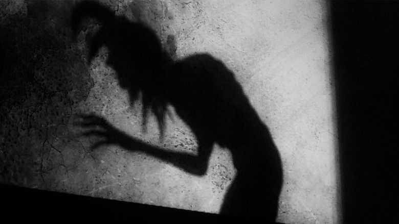 кадр из фильма La Colmena