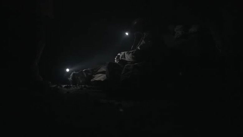 кадр из фильма 94 Feet