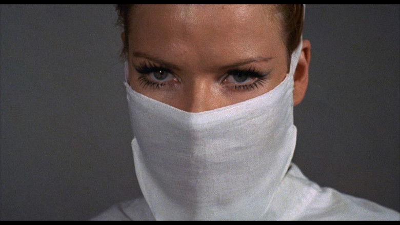 кадр из фильма Крик и снова крик