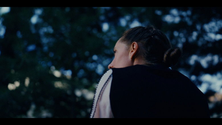 кадр из фильма [LOOM]