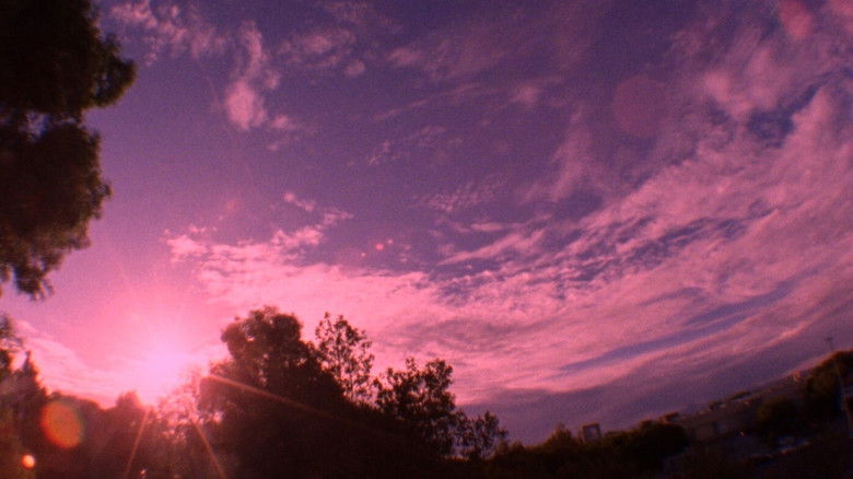 кадр из фильма eternidade em loop