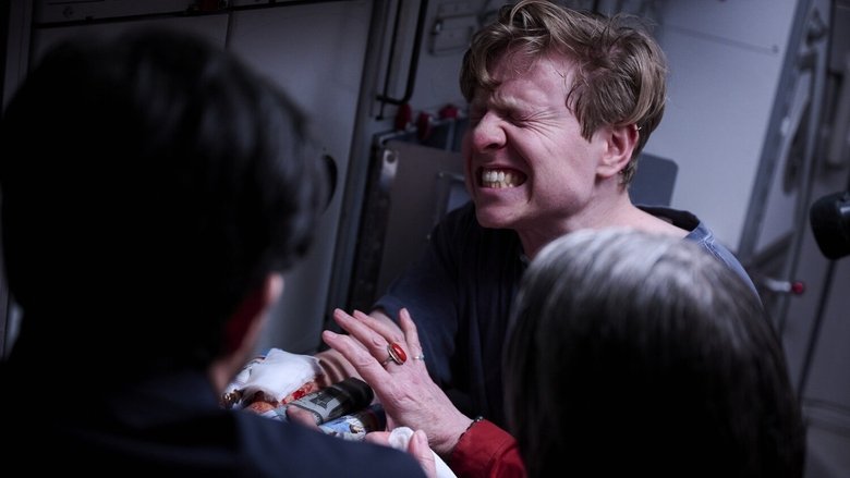 кадр из фильма Из глубины