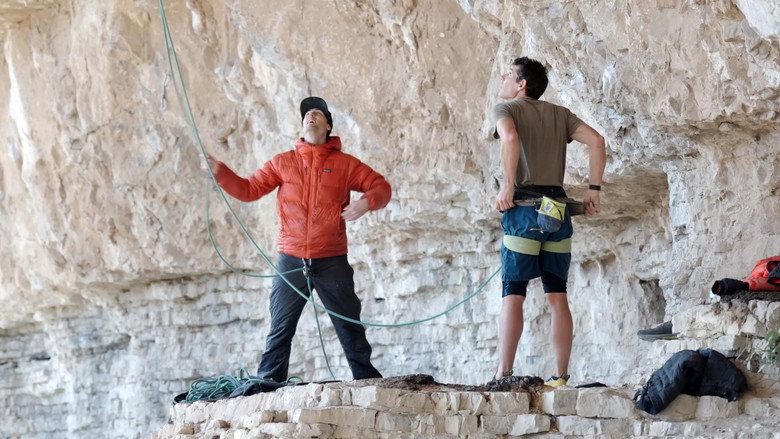 кадр из фильма RACE TO 9A