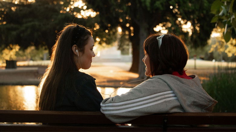 кадр из фильма Tall Sad Girl and Short Punk Girl Are Friends