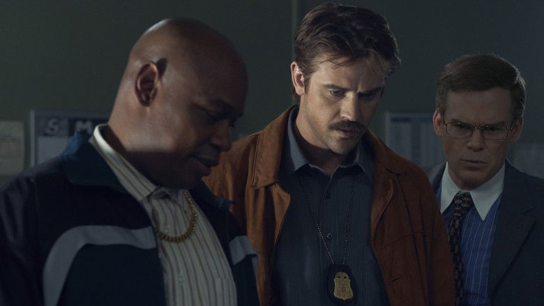 кадр из фильма В тени Луны