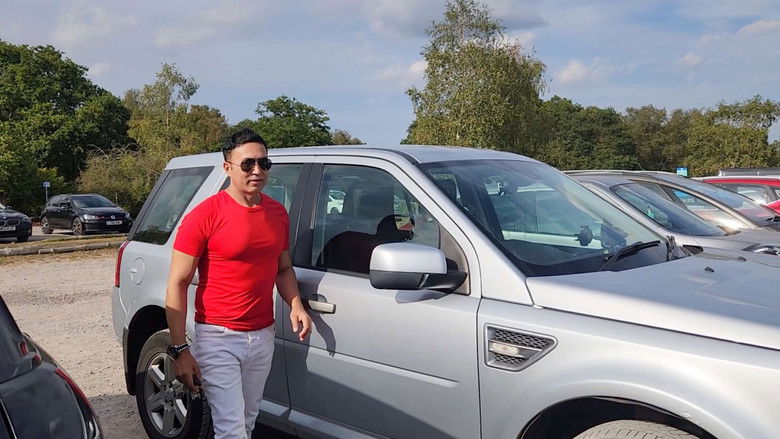 кадр из фильма Frensham Great Pond