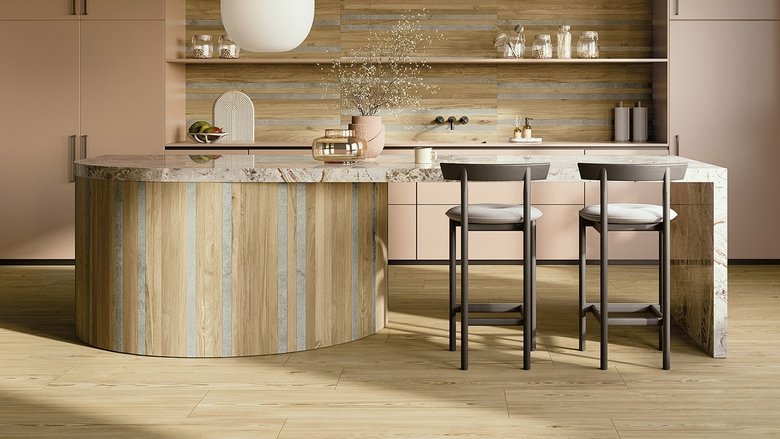 кадр из фильма Invasión Maternal