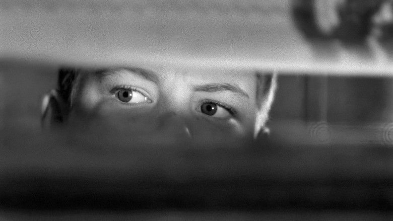 кадр из фильма Окно