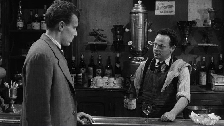 кадр из фильма Шпионы