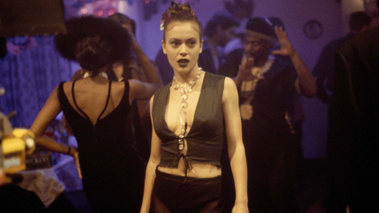 кадр из фильма Ядовитый плющ 2: Лили