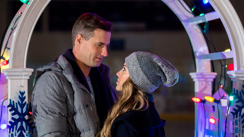 кадр из фильма Волшебные ёлочные игрушки