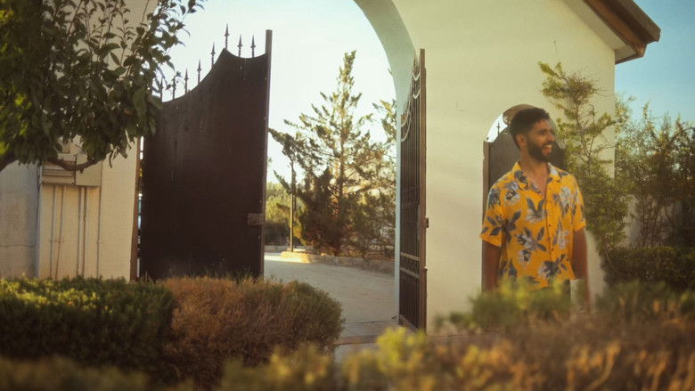 кадр из фильма Rotting In The... Summer