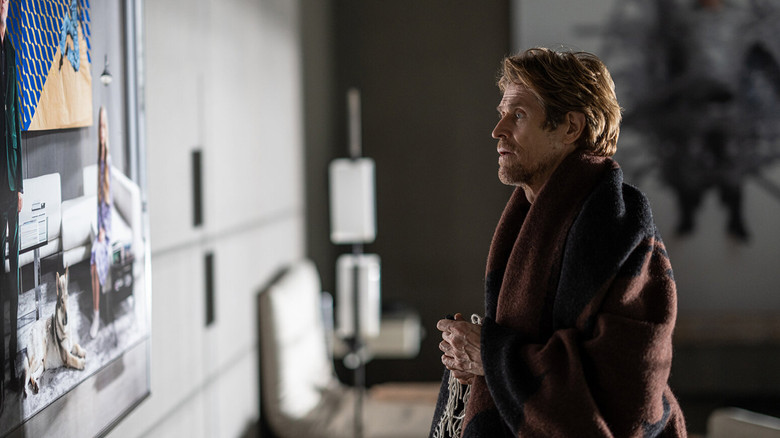 кадр из фильма Внутри