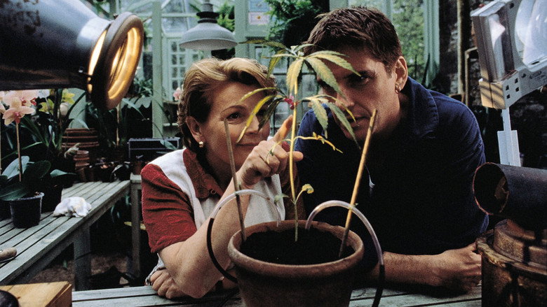 кадр из фильма Спасите Грейс