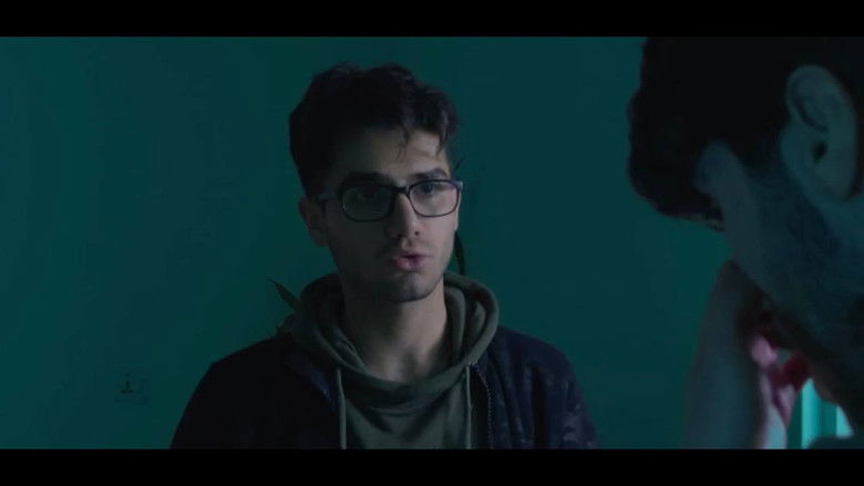 кадр из фильма بەسەرهاتێکی نامۆ