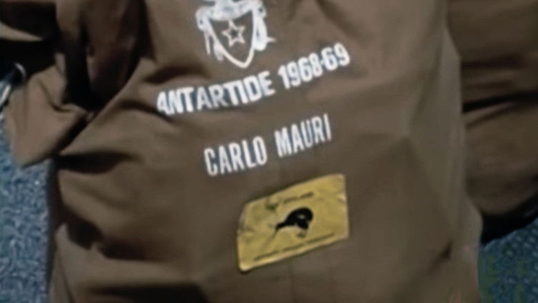 кадр из фильма Italiani all'Antartide