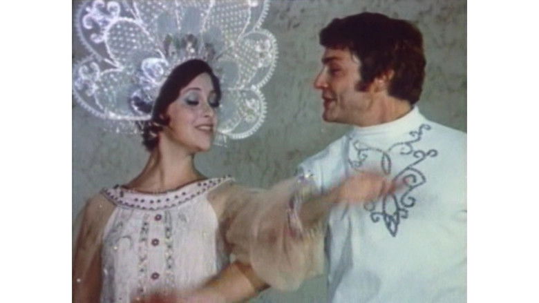 кадр из фильма Цирк зажигает огни