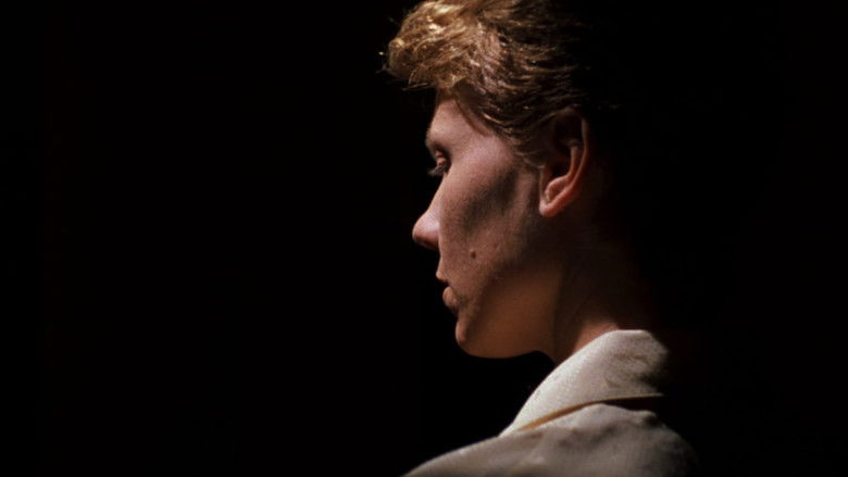 кадр из фильма Игорный дом