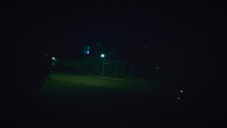 кадр из фильма shadows scare me