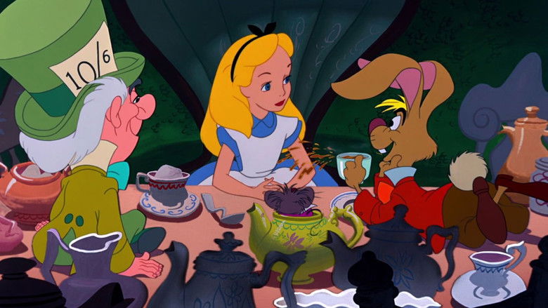 кадр из фильма Алиса в стране чудес