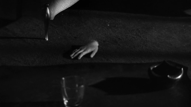 кадр из фильма Ангел-истребитель