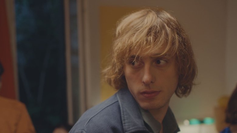 кадр из фильма La légère déviation des atomes