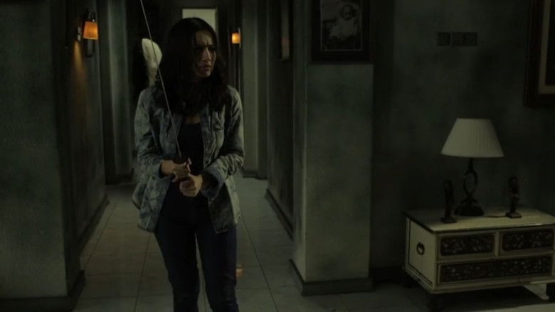 кадр из фильма Kamar 207