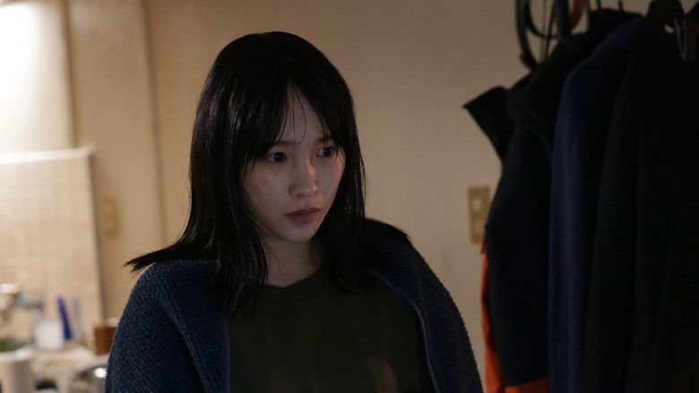 кадр из фильма 変な家