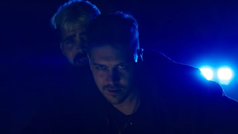 кадр из фильма Южный ветер 2