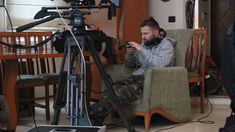 кадр из фильма Anomali