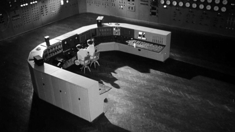 кадр из фильма Девять дней одного года