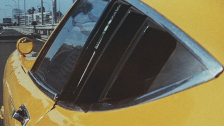 кадр из фильма ヘアピン・サーカス