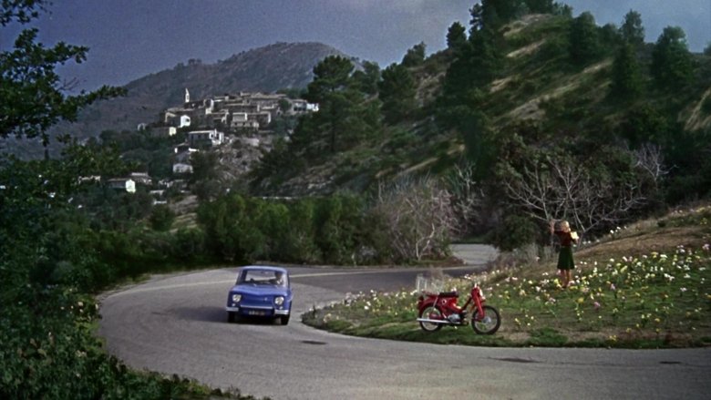 кадр из фильма Monkeys, Go Home!