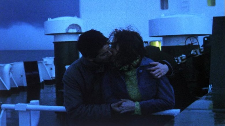 кадр из фильма Короткая переправа