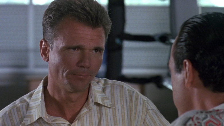 кадр из фильма Кикбоксер 3: Искусство войны