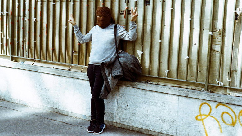 кадр из фильма Shelter: Farewell to Eden