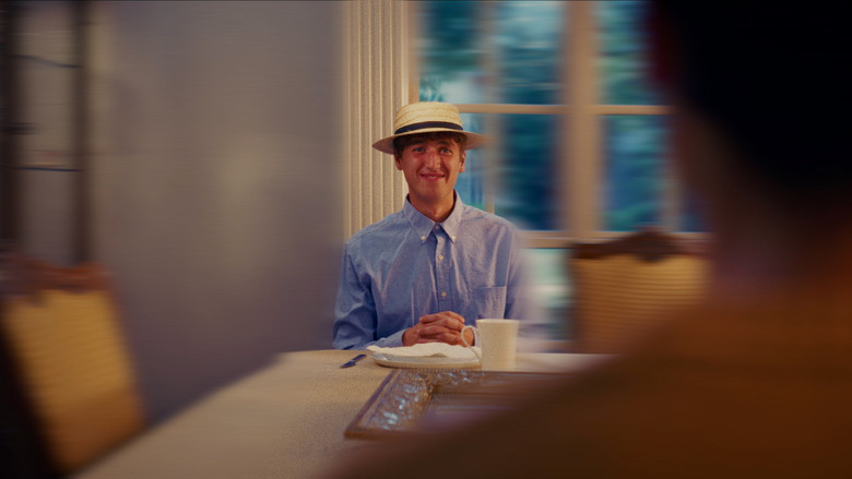 кадр из фильма Fake Friends