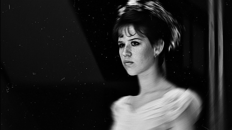 кадр из фильма Шестнадцать свечей