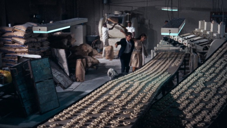 кадр из фильма Ты теперь большой мальчик