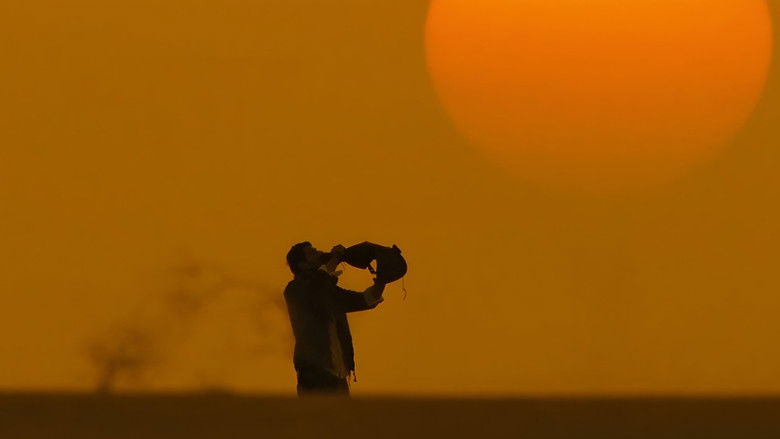 кадр из фильма Махеш Каледжа