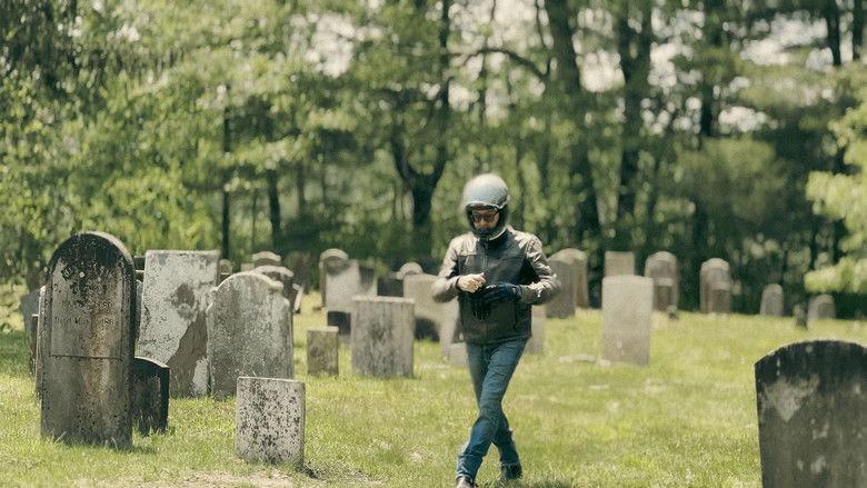 кадр из фильма Let the Moon Be My Moon