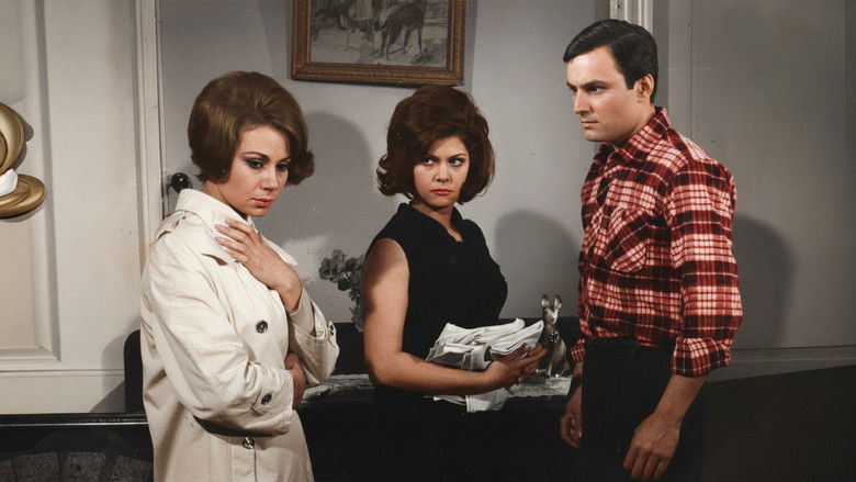 кадр из фильма İlk Aşkım