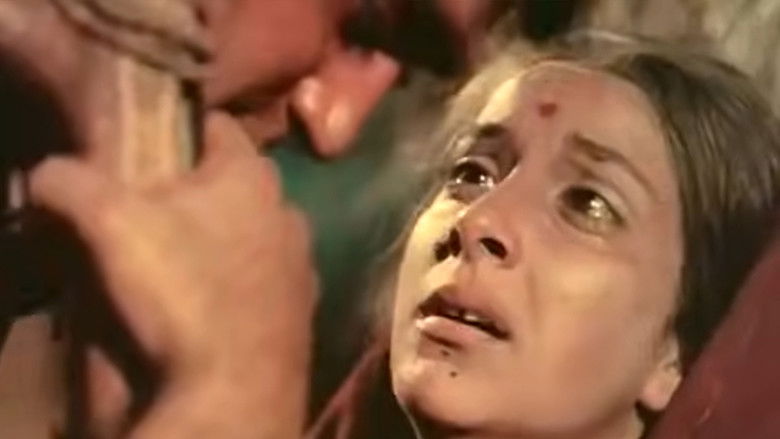 кадр из фильма Мать Индия