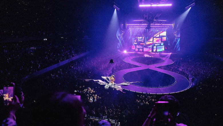 кадр из фильма Katy Perry: The Lifetimes Tour - Live from Paris