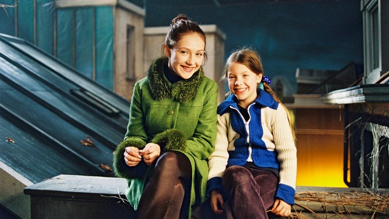 кадр из фильма Леди-кошка