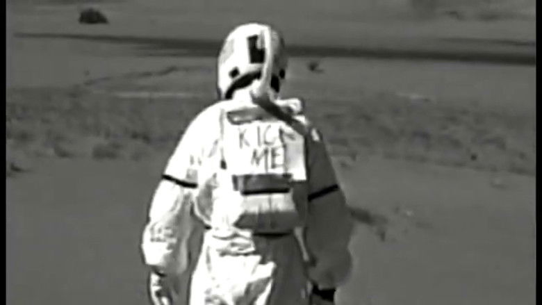 кадр из фильма Man on Mars