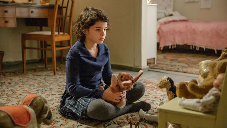 кадр из фильма Как Гитлер украл розового кролика