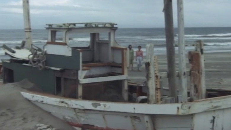 кадр из фильма 色情海女　乱れ壷